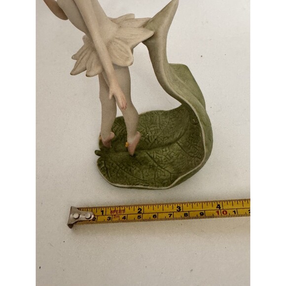 CYBIS Porcelain “Tinker Bell” Figurine 7” Tall Beautiful Detail Wings Missing - Picture 9 of 9